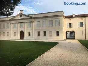 Villa Cantoni Marca - Image 1