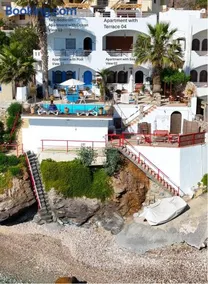 Exclusive Seaside Retreat with Shared Pool & Private Beach Access - Image 2