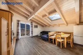 Familienorientierte charmante Ferienwohnung mit Garten | Gartenblick - Image 2