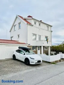 West coast villa with stunning ocean view ! - Image 1