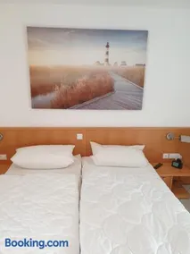 Ferienwohnung Sonnenblick mit 3 Zimmer und Balkon - Image 3
