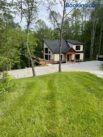 The Quana - Hot tub, fire pit, and Huge Entertainment Area - Image 2