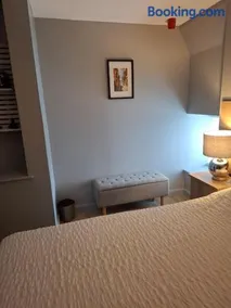 Appartment 3 at Busy Bee - Image 4