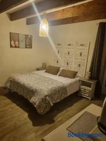 Le mas du pouzat chambre Huppe - Image 3