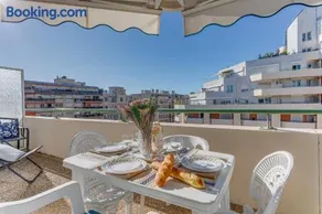 PALAIS DES ARTS AP4399 By Riviera holiday homes - Image 2