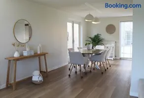 Design Idyll am Wasser in Breskens Haus mit Steg, Lounge, E Ladestation inklusive, 3 Schlafzimmer und 2 WCs - Image 2