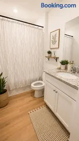 The Laredo - A Modern 4 BR house near Bentonville - Image 3