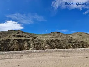 Ocean Front Lodge - Image 2
