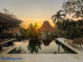 Joglo Villas Uluwatu - Tropical Oasis - Image 2