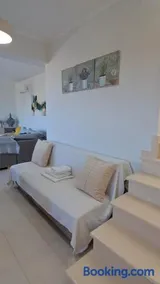 Elina's Maisonette - Image 4