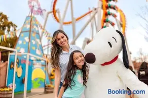 NEW Lux 5BR Villa Near Disney, Knotts, LA, OC with Hot Tub & Games - Image 5