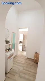 SUITE BLANC APARTMENTS - Monolocali indipendenti con cucina e bagno privato - Check-in e check-out con codice in autonomia h24 - Terrazza in comune NECESSARIO AVERE WATHSAPP O APP DI MESSAGGISTICA ISTANTANEA PER FOTO E VIDEO - Image 4