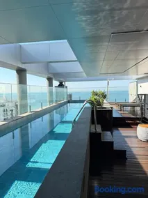 Praia Brava Apartment - Image 4