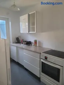 Appartement proche du PAL - Image 4
