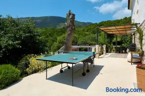 Villa Eugenia for 8 people with private pool & large garden only 3 km from the beach - Image 3