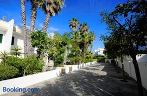 Baia Verde Apartments - Image 1