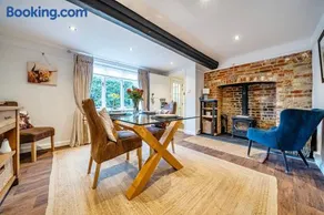 Old Rectory Cottage, Tostock - Image 2