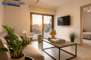 Kalamata Marina Signature Apartment - Image 1