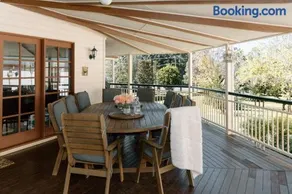 Palatial Queenslander for Groups of Family & Friends! - Image 5