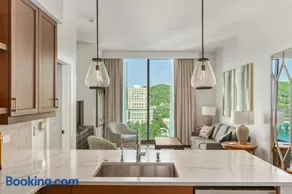 The Views Over Pack Square | Arras Vacation Rental - Image 2