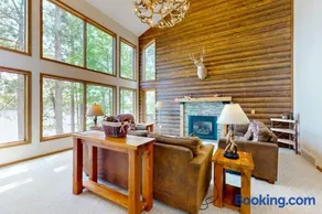 Pickerel Point Home - Image 2