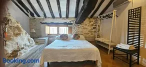 Spacious house in Paúles de Sarsa, 1000 m², pool - Image 1
