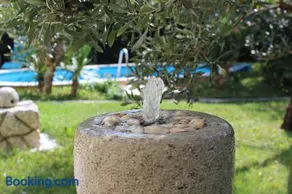 Drift Rock House - Image 2
