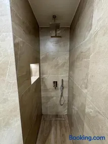 Artemis Apartments - Image 4