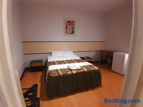 Hotel Safari - Image 4
