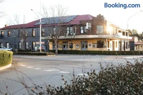 Courthouse Hotel Boorowa - Image 1