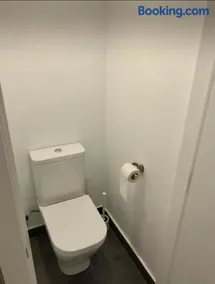 Apartamento con Jardin y Garaje - Image 4