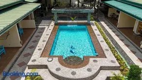 Midnite Inn - Image 2