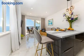 Seaview Apartments Nives - Image 3