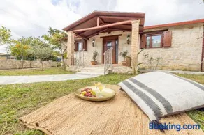 Sikia Holiday House in Kalamaki Zakynthos - Image 1