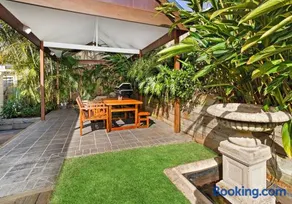 Werri Beach Hideaway - Image 1