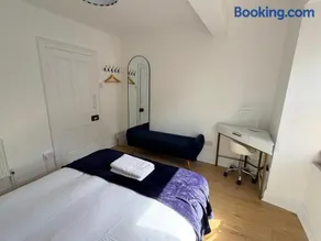 The Rock House - Image 3