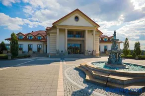 Pałac w Konarach Resort SPA & Conference - Image 1