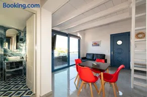 Nikoli House with Jacuzzi - Image 3