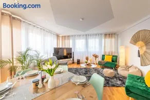 Top-Penthouse Stuttgart Airport-Messe Parkplatz & Terrasse - Image 1