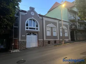 Berzsenyi Apartmanház - Image 3