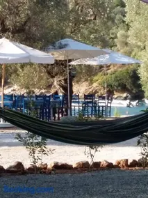 MARATHIAS BEACH MISS ASIMENIA One empty pitch for your RV ΜΙΑ ΘΕΣΗ CAMBING RV - Image 2