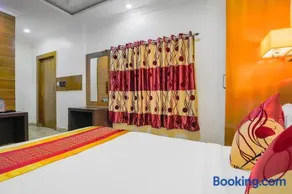 Hotel Intourist Palace - Image 3