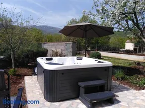Guest house Tamy - with jacuzzi - Image 1