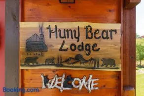 Huny Bear Lodge - Image 5