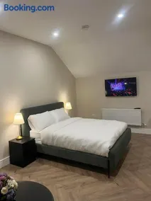 Attic Room in Citywest - Image 4