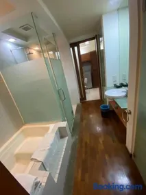 Peninsula Residences All Suite Hotel - Image 4