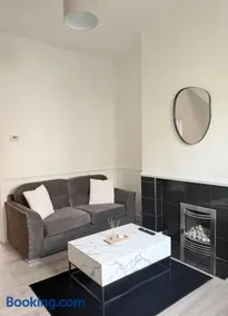 Deepdale House - Comfortable 2 Bedroom Home near Major Attractions in Preston - Image 2