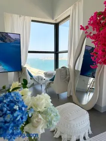 The Blue City 1BR - Al Reem Island Beach View - Image 4