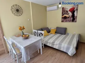 Mexicana Apartment Yellow - Image 2