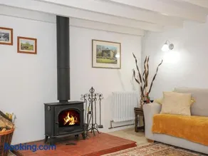 Henwood Barn - Image 4